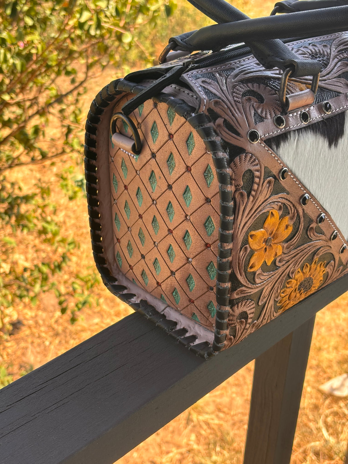 Sunflower Speedy with Hide-Medium 11”