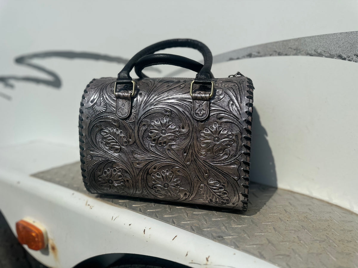 Gun Metal Medium 11” Speedy