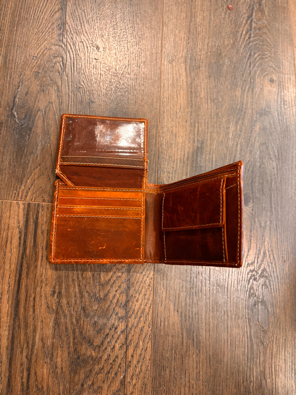 Men’s Leather Bifold wallet